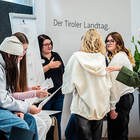 Rund 80 junge BürgerInnen nahmen an der zweiten Ausgabe der Lehrlingsplattform teil.